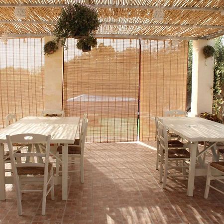 B&B Le Carrube Sava Kültér fotó