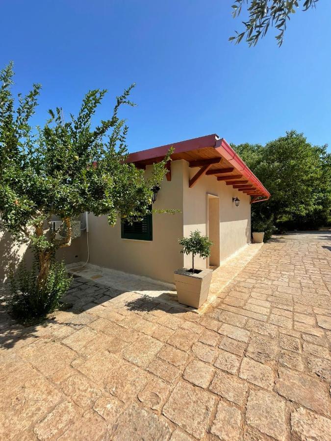 B&B Le Carrube Sava Kültér fotó