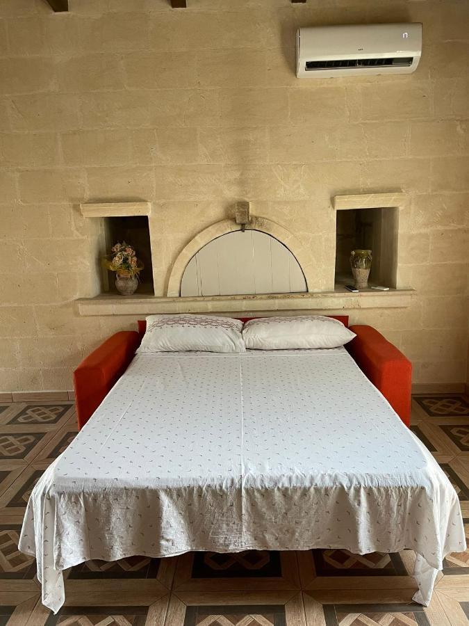 B&B Le Carrube Sava Kültér fotó