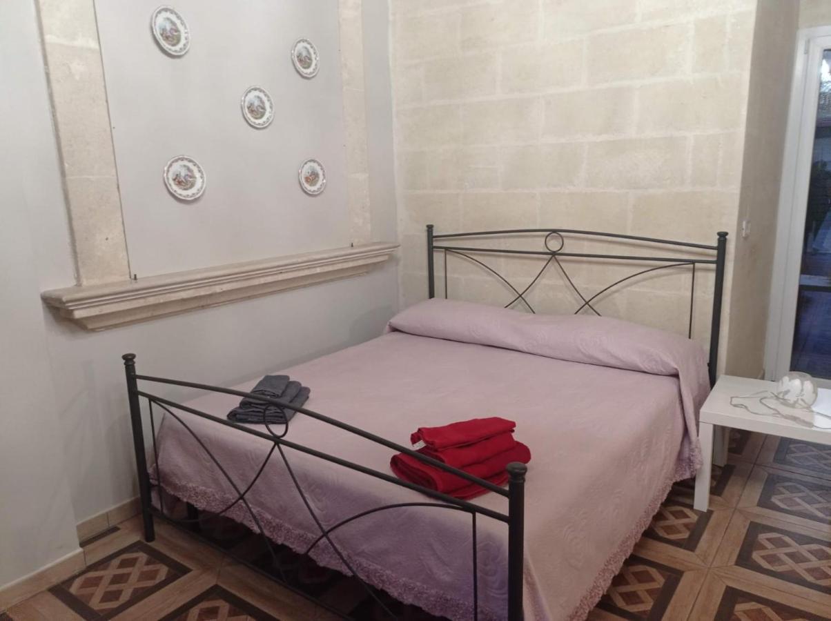 B&B Le Carrube Sava Kültér fotó
