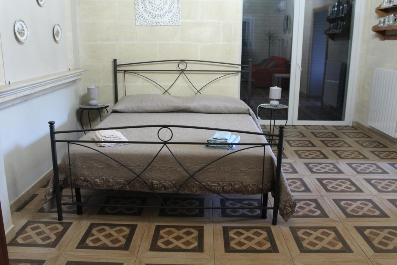 B&B Le Carrube Sava Kültér fotó